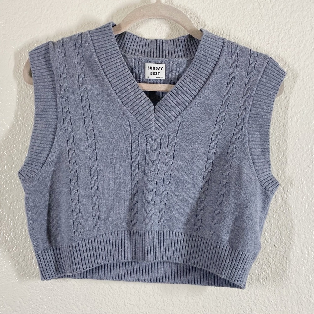 Aritzia Sunday Best Wool Blend Knit Gray Sweater Vest